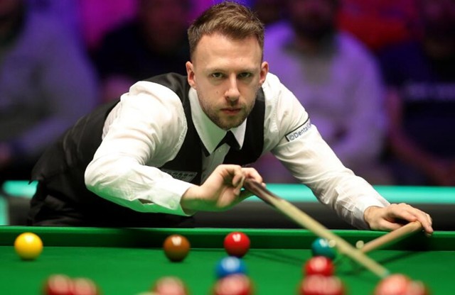 他在一场明 他在一场明