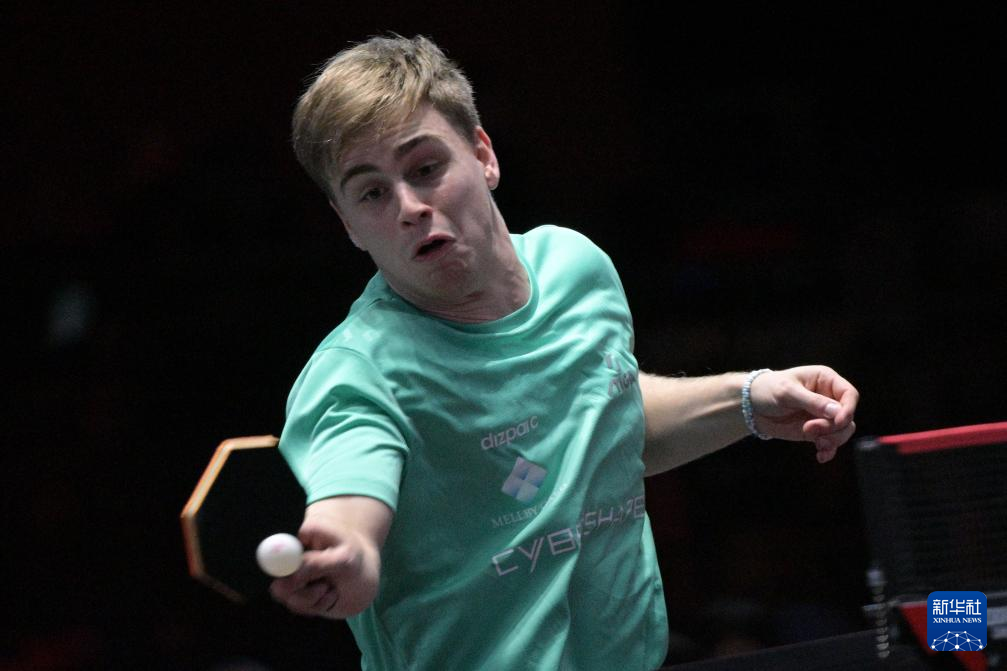 体育世预赛：国足今晚踩场 挑战韩国队或将变阵